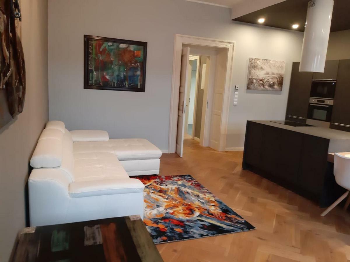 Praha White Gardens Apartment Luaran gambar